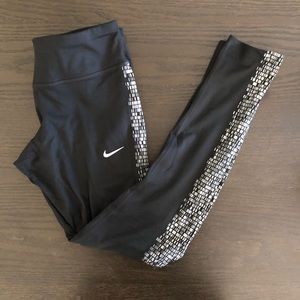 Nike Dri-Fit Leggings Size S